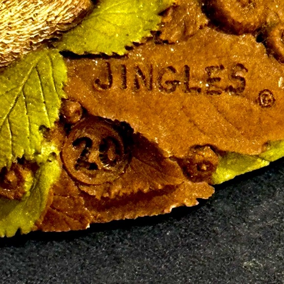 Tim Wolfe “Jingles” Rabbit Figurine Signed Cairn Studios Vintage 1995 No.20 - Picture 4 of 9